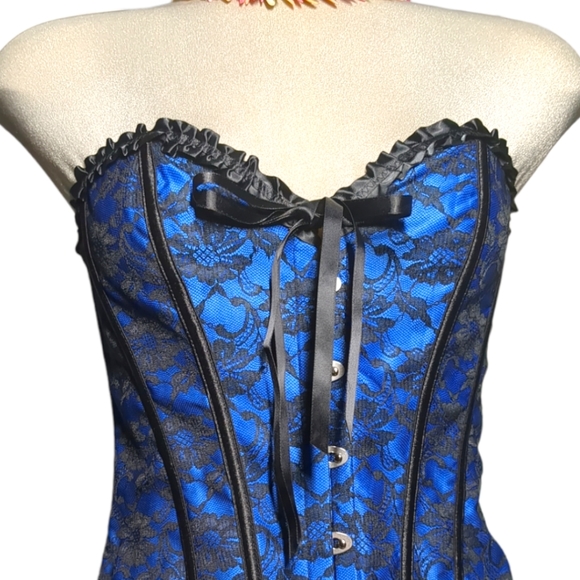 * NEW-* Blue and Black Satin and Lace Corset Set Size L - Picture 8 of 16